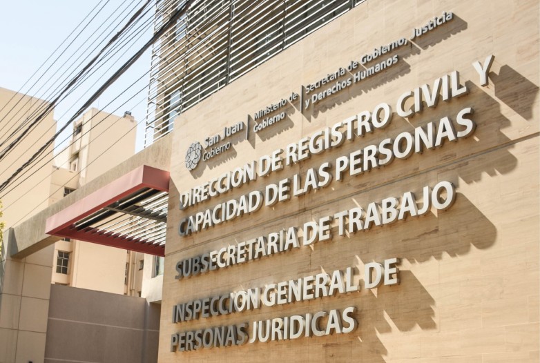 Tramites en dependencias del Ministerio de Gobierno de San Juan