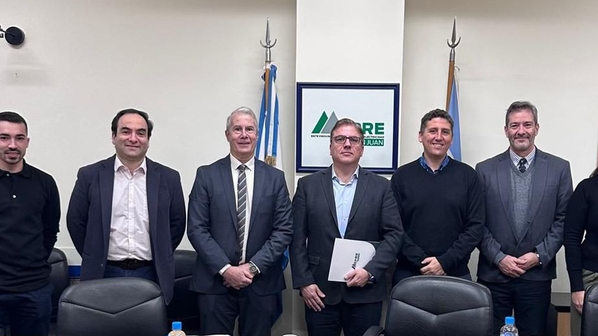 Presentacion del plan para instalar medidores inteligentes en industrias y grandes comercios de San Juan