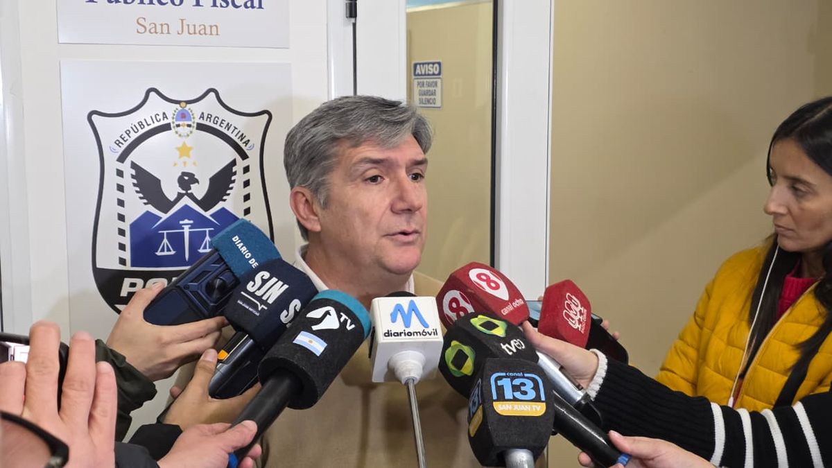 Operativo judicial por el ataque a balazos registrado en el barrio Los Toneles, en Chimbas
