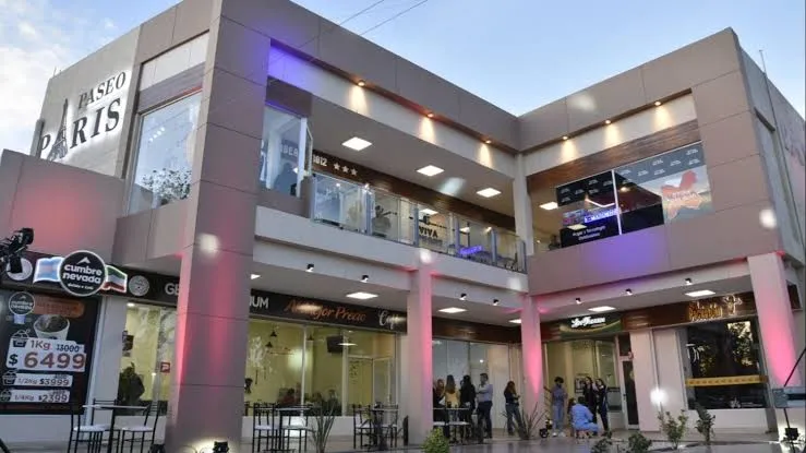 Comercio de Chimbas afectado por un robo millonario de celulares
