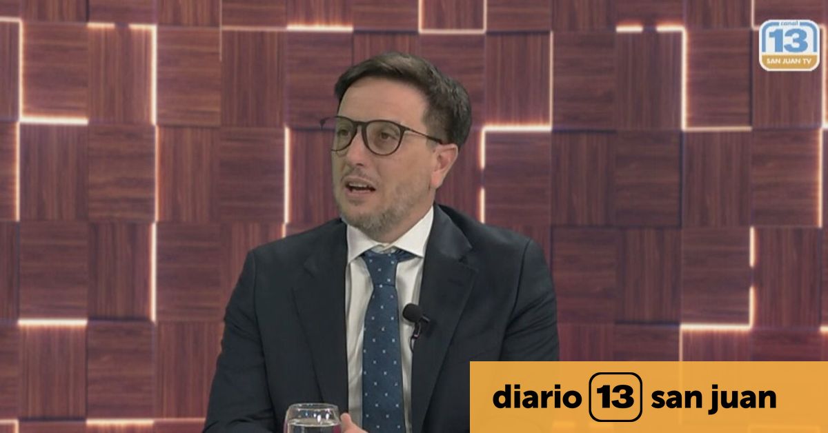Funcionarios de San Juan durante el anuncio vinculado al aporte de Vicuña para obras provinciales