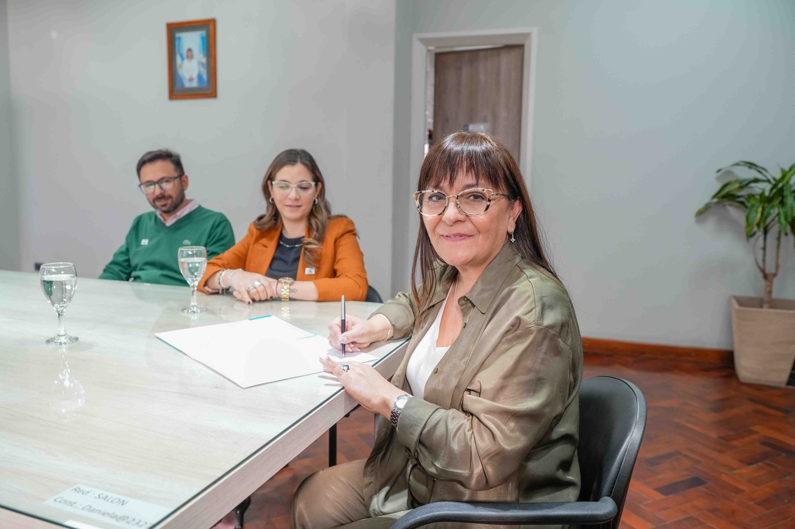 Firma del convenio entre la Municipalidad de Chimbas y LENOR