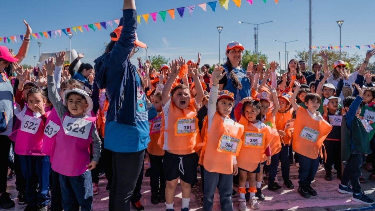 El Parque de Chimbas se llenó de color con una maratón de jardines
