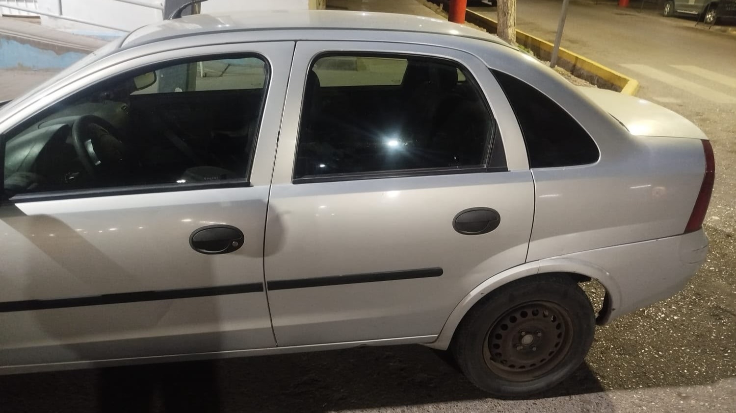 Intentó robar un auto en Chimbas y lo atraparon en un descampado a 150 metros