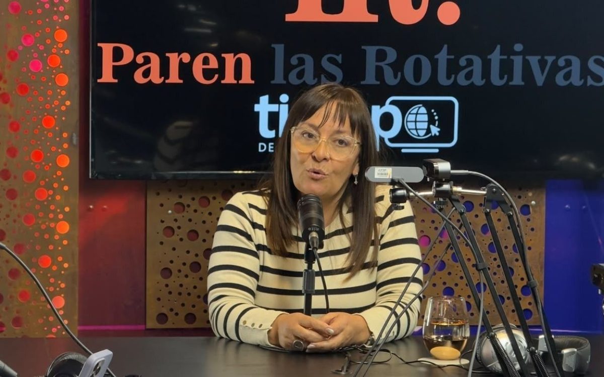 Daniela Rodríguez durante una entrevista en Paren las Rotativas.