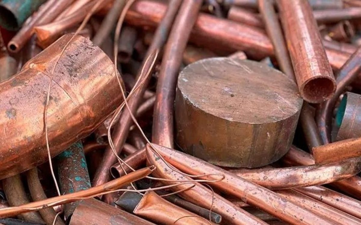 Operativo policial por robo de cobre y clausura de chatarrerias en San Juan