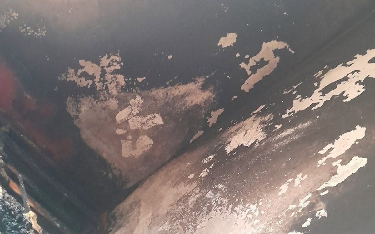 Vivienda afectada por un incendio en el barrio Valle Grande, Rawson