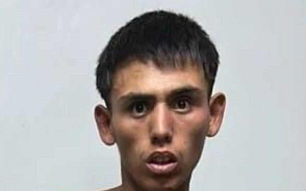 Procedimiento policial en el barrio Valle Grande de Rawson por la detencion de un sospechoso