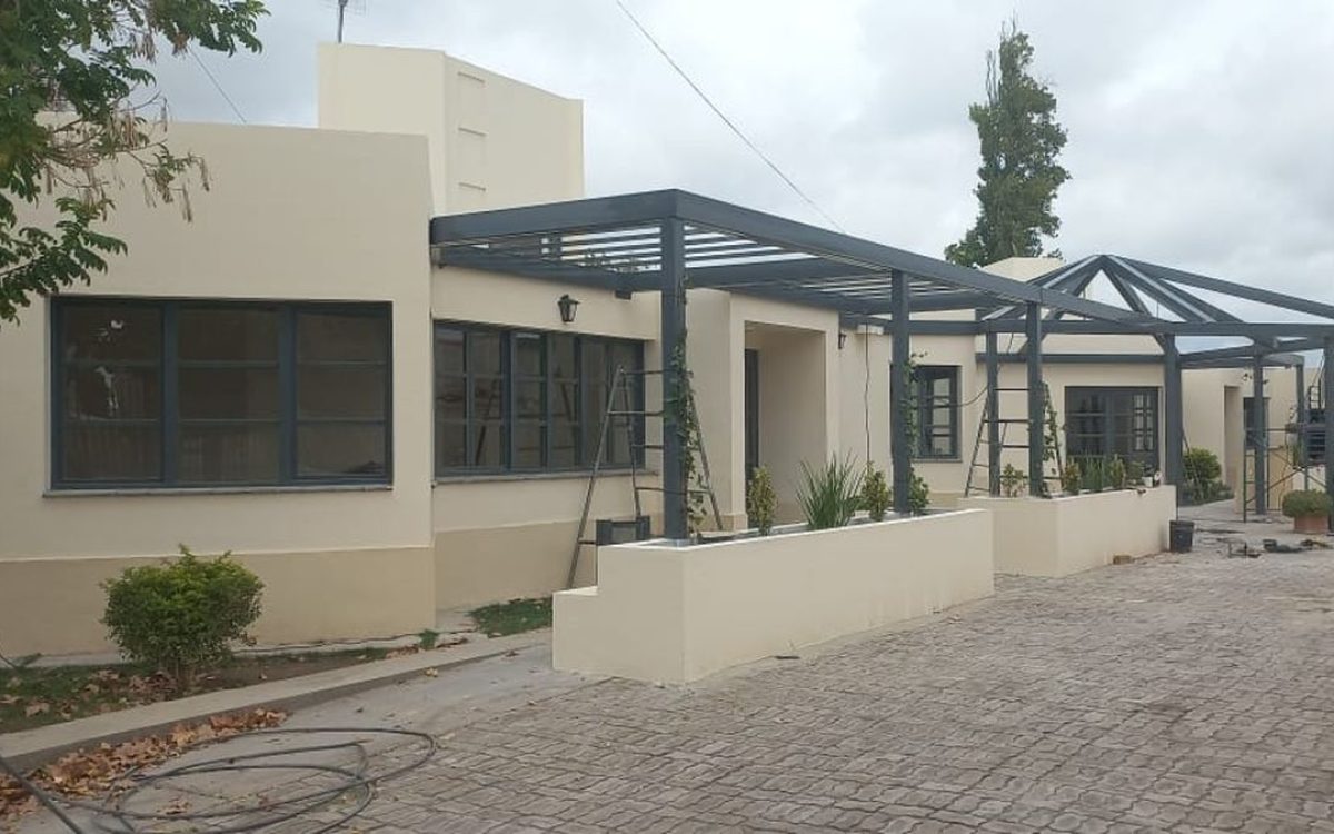 Salas velatorias municipales renovadas en Chimbas