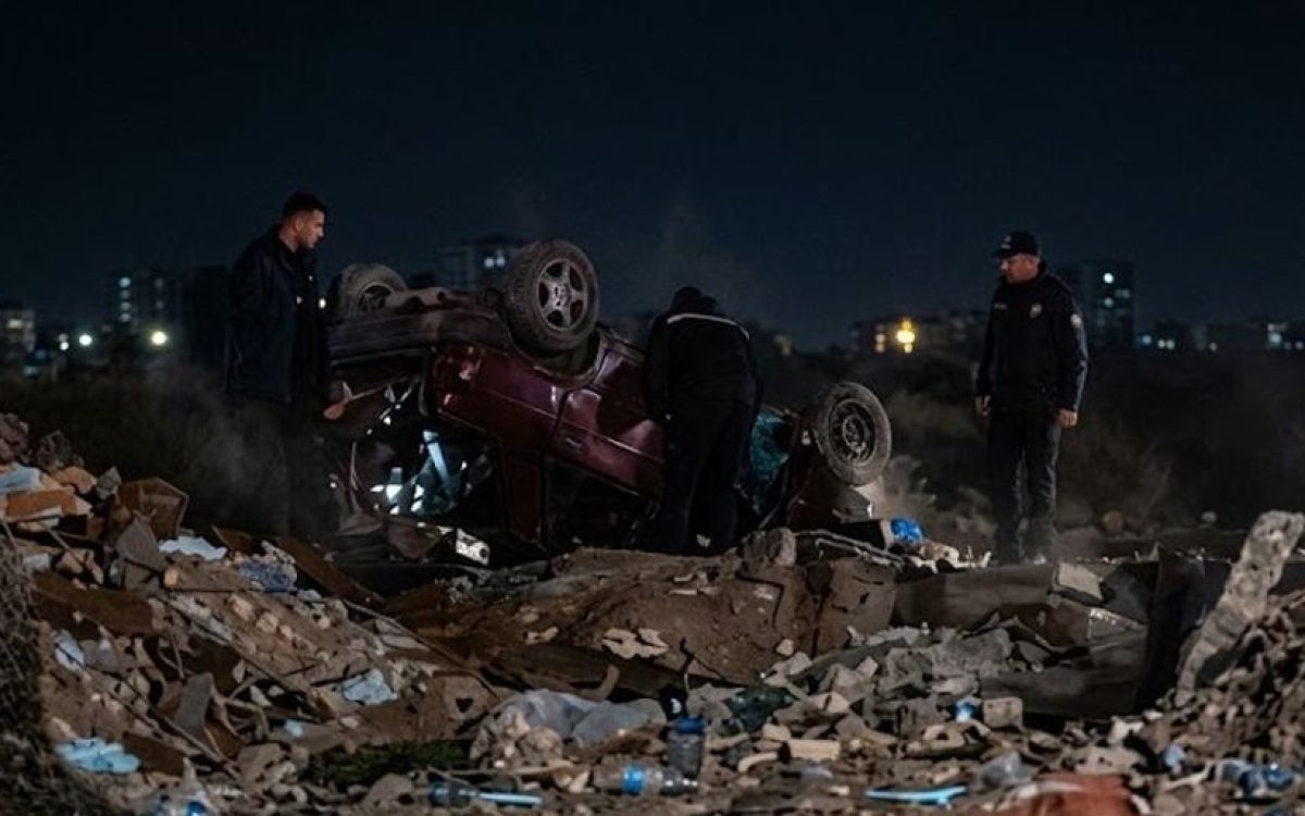 Vuelco en Chimbas: intentó esquivar un perro y el Fiat Uno terminó dado vuelta